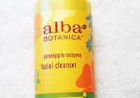 Alba Bontanica Pineapple Cleaser (Front)